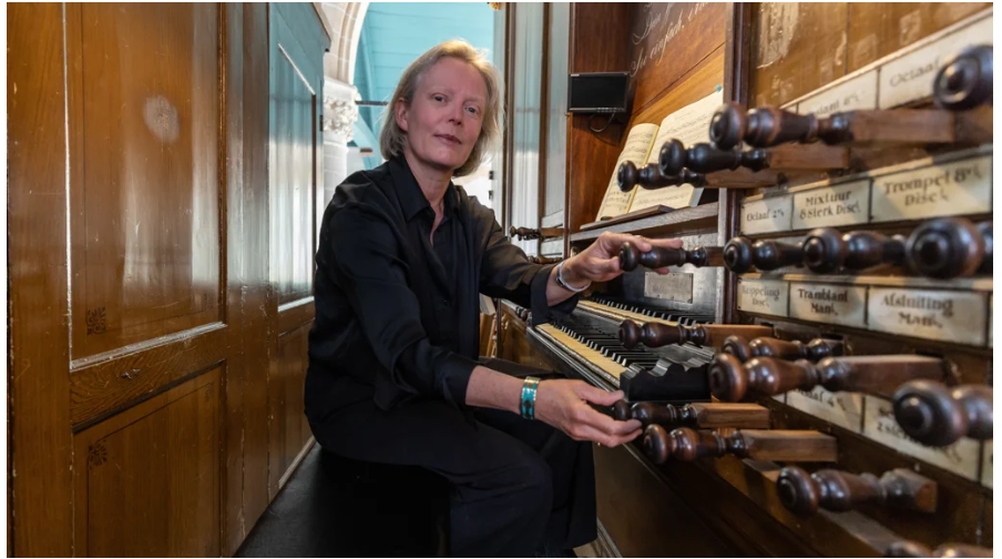 Orgelconcert door Christine Kamp in Laren